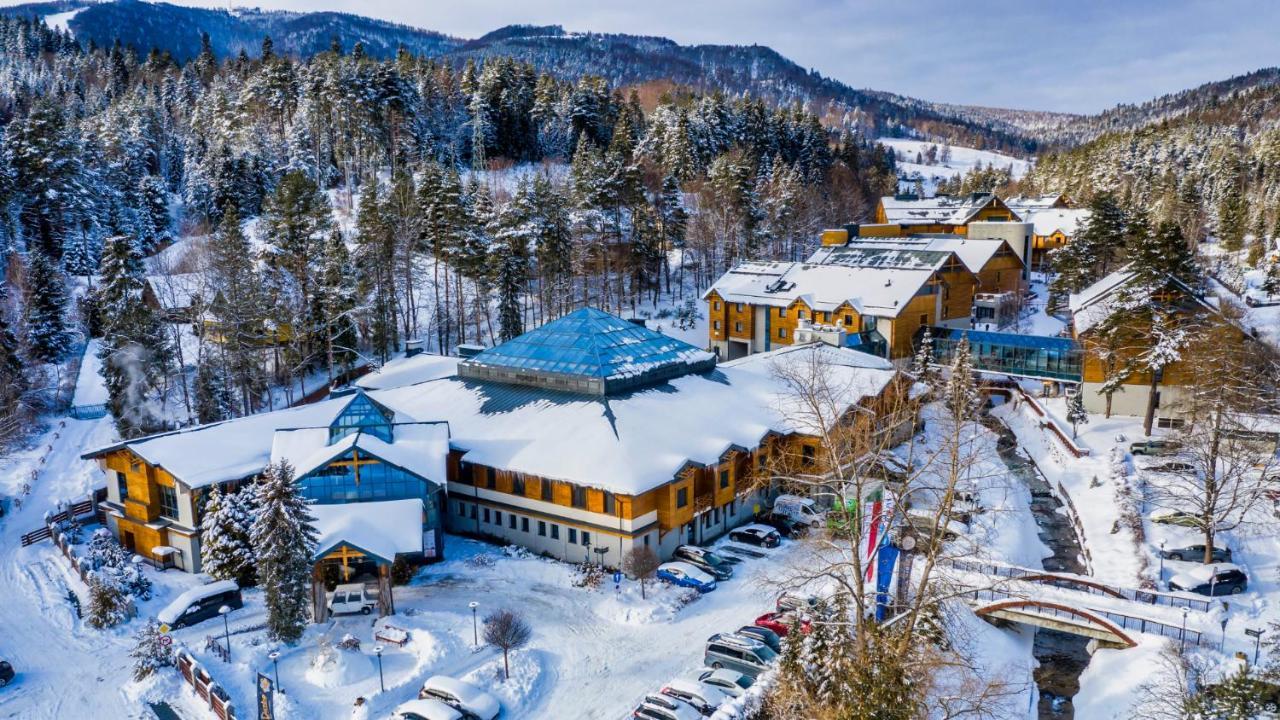 Hotel Czarny Potok Resort Spa & Conference 크리니차 즈드로이 외부 사진