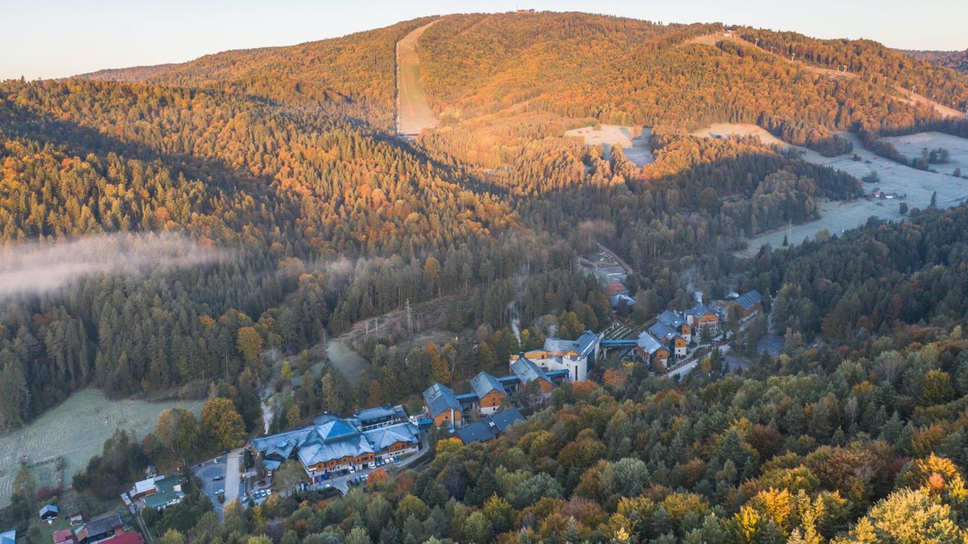 Hotel Czarny Potok Resort Spa & Conference 크리니차 즈드로이 외부 사진