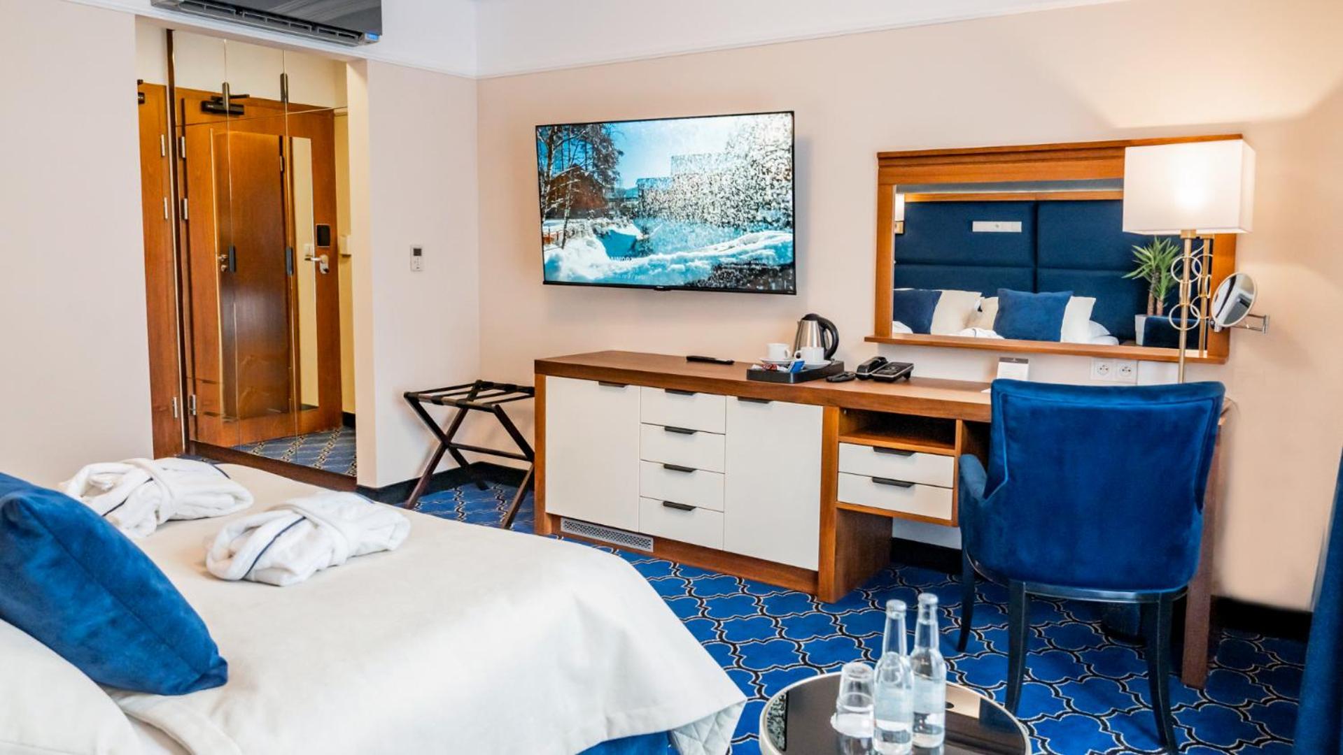 Hotel Czarny Potok Resort Spa & Conference 크리니차 즈드로이 외부 사진