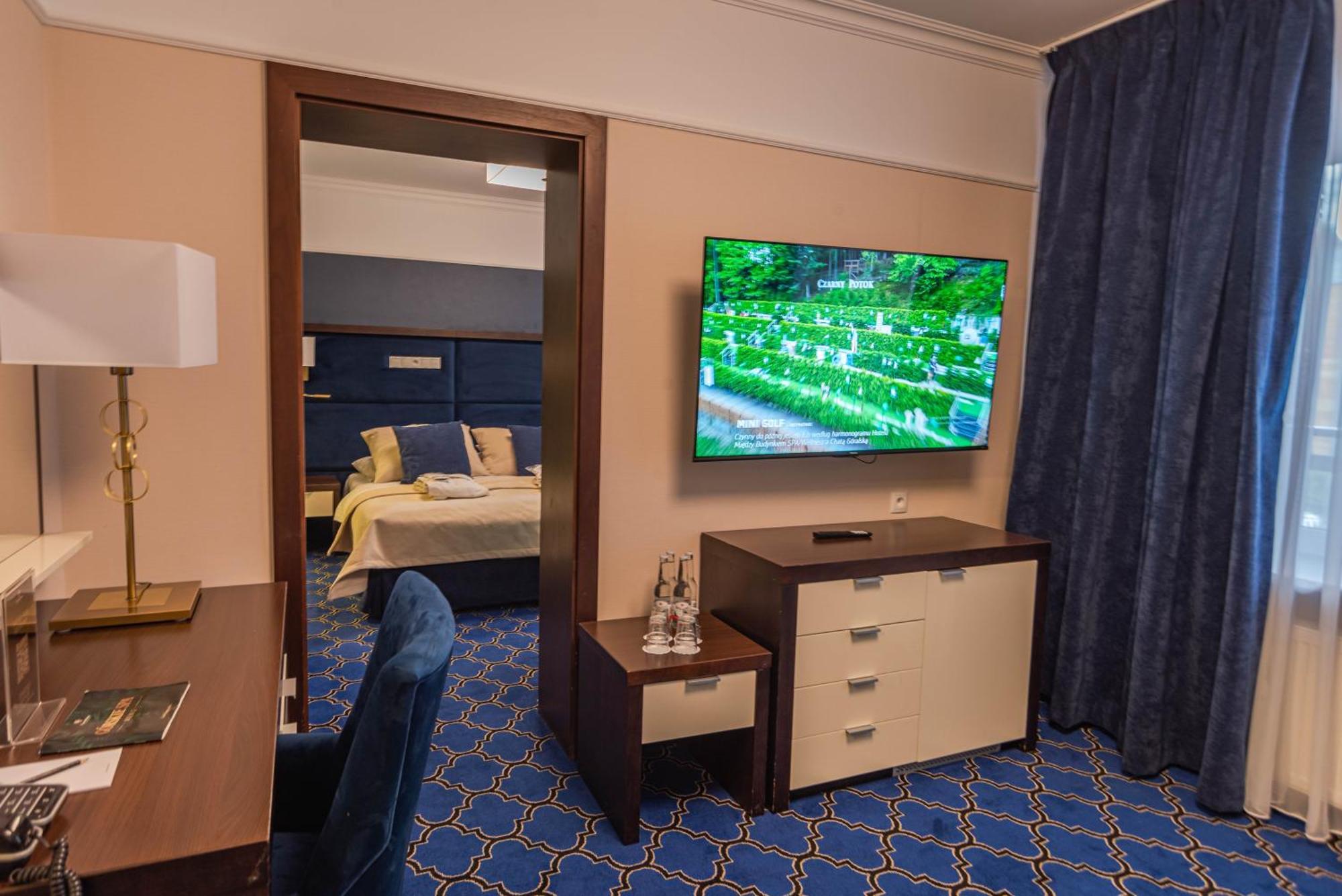 Hotel Czarny Potok Resort Spa & Conference 크리니차 즈드로이 외부 사진