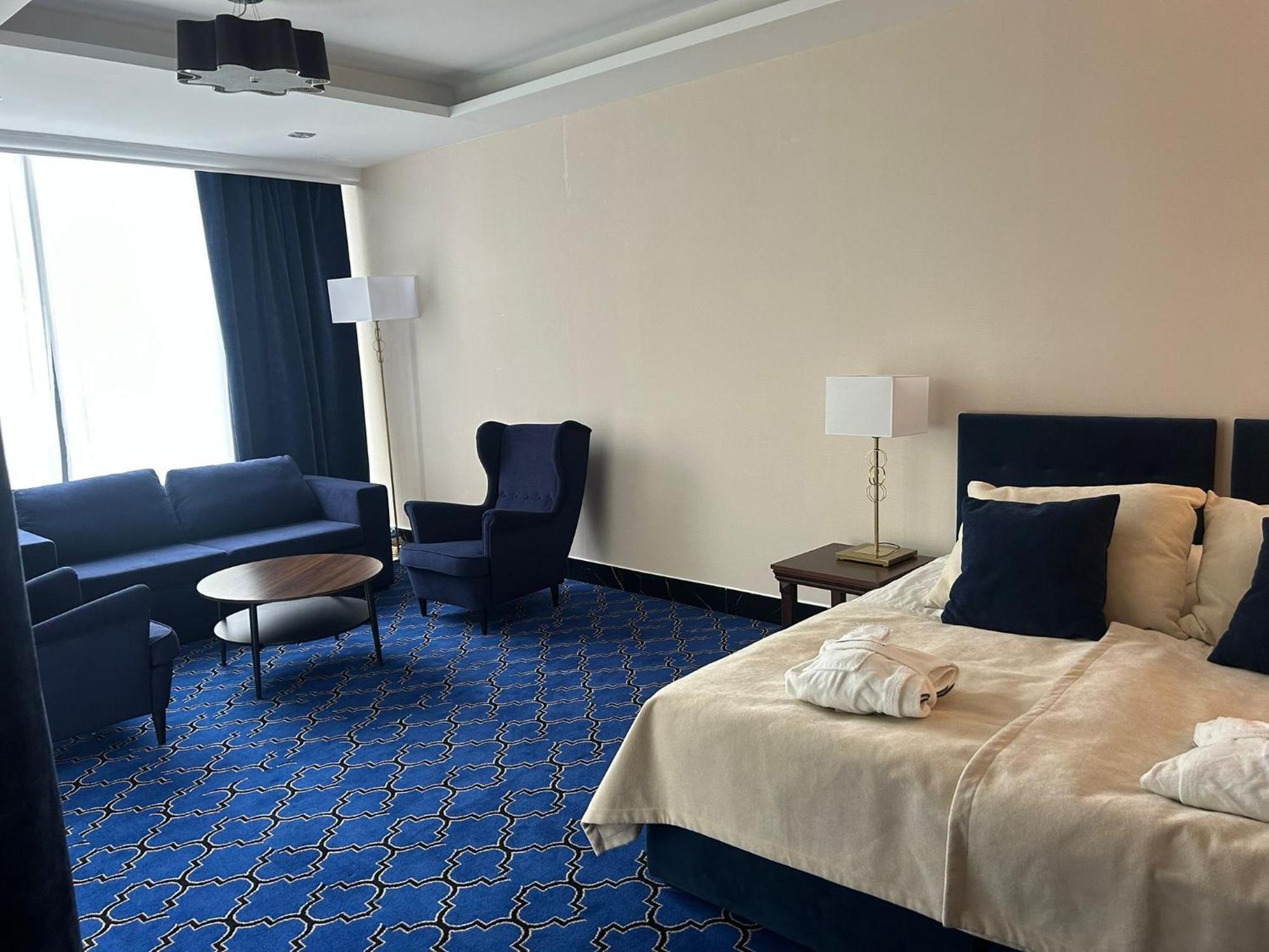 Hotel Czarny Potok Resort Spa & Conference 크리니차 즈드로이 외부 사진